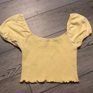 Yellow Hollister top puff sleeves